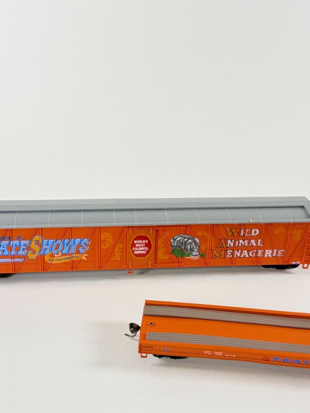 James E. Strates Shows Wild Animal Menagerie Train Car HO Scale Orange Carnival